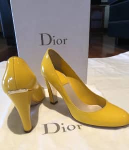 CHRISTIAN DIOR Yellow Patent Leather Miss Dior Pumps shoes Size 35