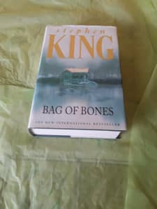 Stephen King  Bag of Bones Hardback, 1st Aus edition