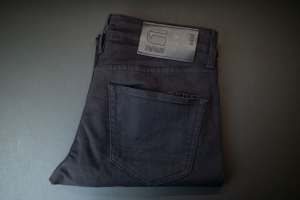 G-STAR RAW 3301 Slim Jeans (Rinsed colour) in NEAR NEW CONDITION!