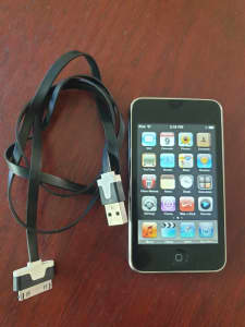 Apple iPod Touch 2nd gen 8GB A1288 3.5ich 128MiB Ram