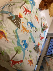 Single doona cover and pillowcase