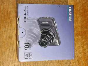 FREE Fujifilm finepix t200