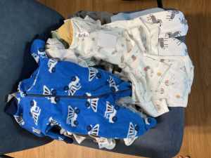 BABY CLOTHES SIZE 0000 and 00000