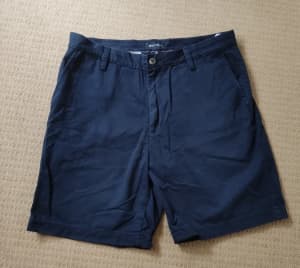 Nautica shorts size 34W