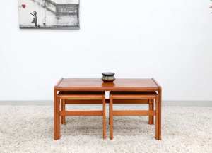 FREE DELIVERY-RETRO VINTAGE PARKER STYLE NEST OF COFFEE TABLES