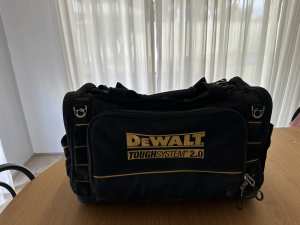 DeWalt tough system 2.0 duffle bag