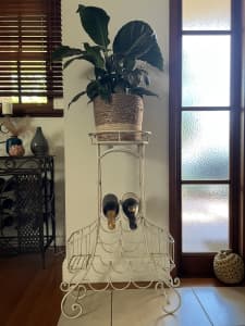 FRENCH STYLE IRON STAND/WINE RACK