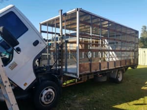 Mobile truck body repairs sydney