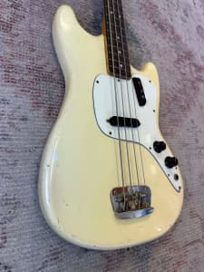 Fender Musicmaster Shortscale Bass 1974