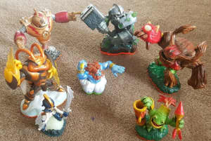 Skylanders Giants and other figures for WII, XBOX, PS 3/4