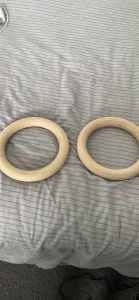 Gymnastic rings (wooden)