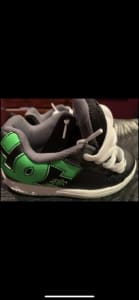 DC shoes like new size 13