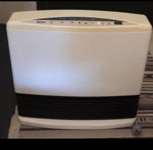 Gas Heater Portable, Very energy efficient. Excellent condition.