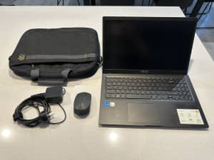 ASUS Vivobook 15 Inch X515 Laptop with carry bag and mouse