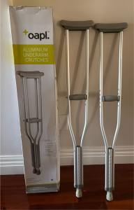 Oapl underarm Crutches Adjustable , Aluminium & Lightweight - Medium