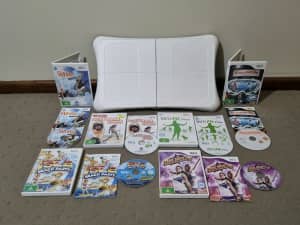 Wii Fit Board with 6 Games