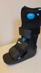 CAM BOOT (MOON BOOT), Pre-owned