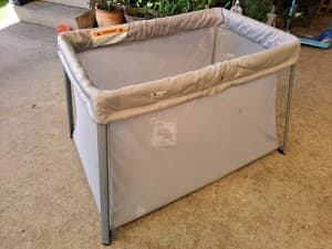 Mothers choice portable cot