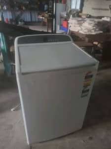 Fisher Paykel washsmart - great condition just extra 