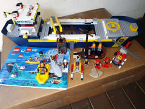 LEGO: City Deep Sea Explorers - Ocean Exploration Ship