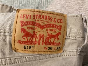 Levi’s 516 tan jeans W36L32 very good condition
