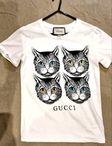 Authentic Gucci Tee size M
