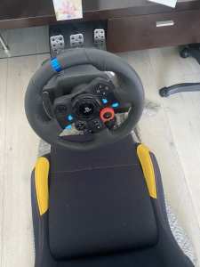 Logitech Car wheel and racing seat