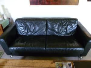 Leather Lounge 3 Seater Black in Good Condition. Oz Design Original