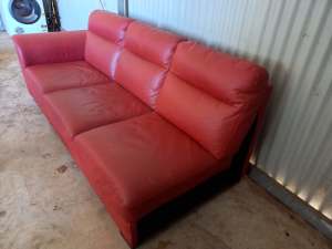 Leather sofa burgundy