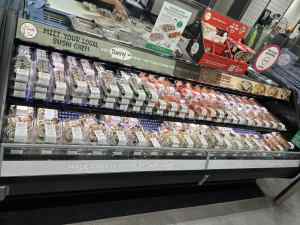 Sushi maker and kitchen assistant for the Woolworths Double bay