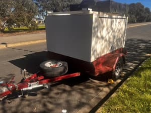 7x5 fully enclosed trailer for sale