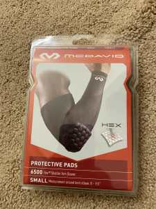 McDavid HEX® Shooter Arm Sleeve - Brand New
