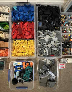 LEGO COLLECTION - Including Metal Cabinet Keys LEGO Table. Queanbeyan