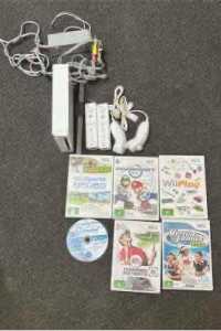 Wii console with everything you need