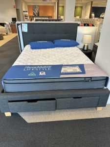 Domayne storage halo queen bed RRP $1299, 6 month old
