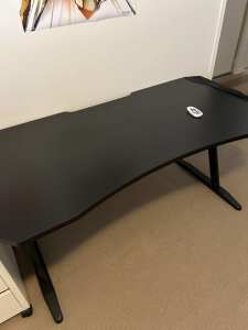 Gaming Desk - Typhoon Prime 1800mm (black)