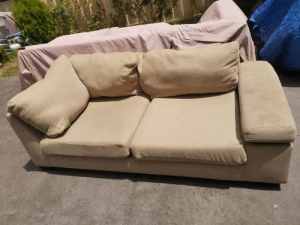 ! Comfortable linen material 3 seater sofa