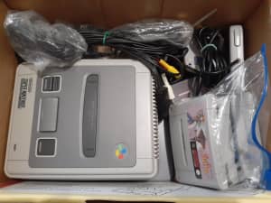 SNES Super Nintendo Console bundle with games and mouse pad
