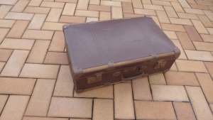 Hickory Bound Fibre Vintage Suitcase