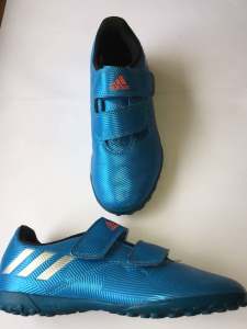 Blue Adidas indoor (futsul) football boots Euro sz 35