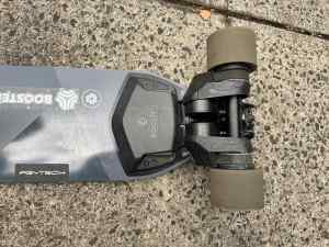 Boosted 70% new electric board, in good quality