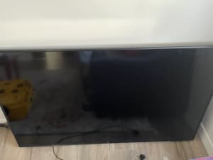 JVC 65 inch TV 4K UHD LED Television NOT WORKING ideal for parts
