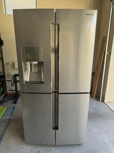Samsung 719L fridge French door with ice and water