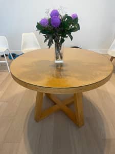Round Wooden 6 seater Kitchen / Dining table (excludes chairs)