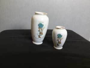 Vintage 1974 Blue Bonnet Girl Minature Porcelain Vases.