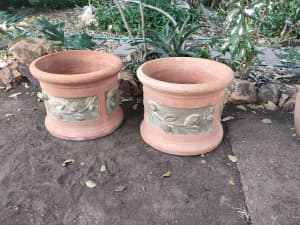 2 x Large Clay Feature Pots