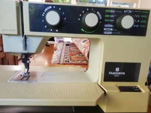 Husqvarna 3500 Sewing Machine