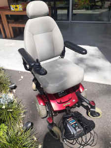Jazzy 6 mobility wheelchair