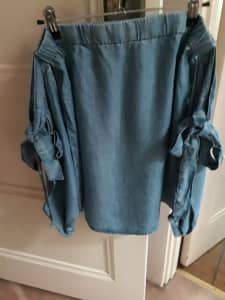 Forever New Denim off shoulder balloon sleeve top. New w tags. Size 10