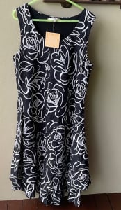 Noni B Black & White Sleeveless Dress - Size 14 (Never Worn)